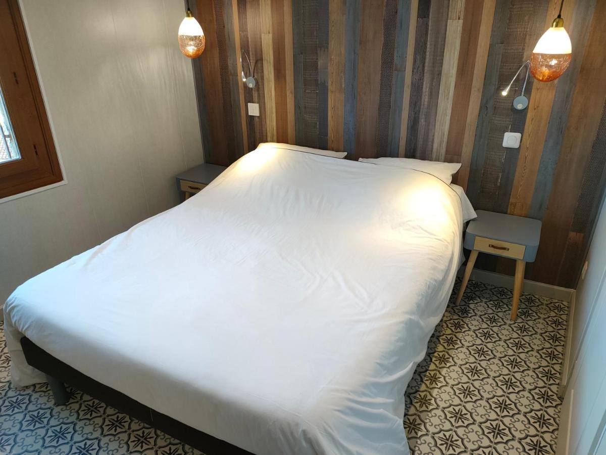 Aparthotel Au Remp'Arts Elne Exterior foto