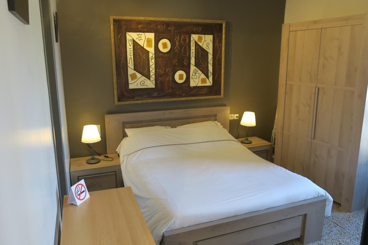 Aparthotel Au Remp'Arts Elne Exterior foto