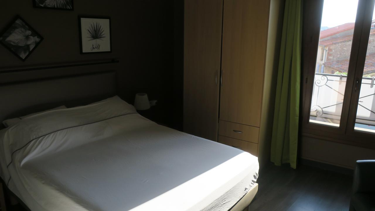 Aparthotel Au Remp'Arts Elne Exterior foto
