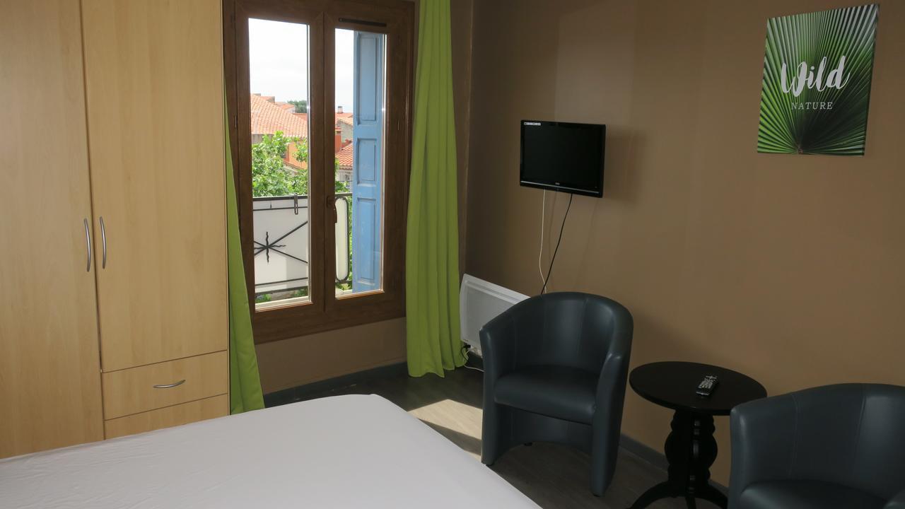 Aparthotel Au Remp'Arts Elne Exterior foto