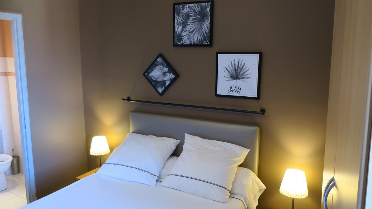 Aparthotel Au Remp'Arts Elne Exterior foto