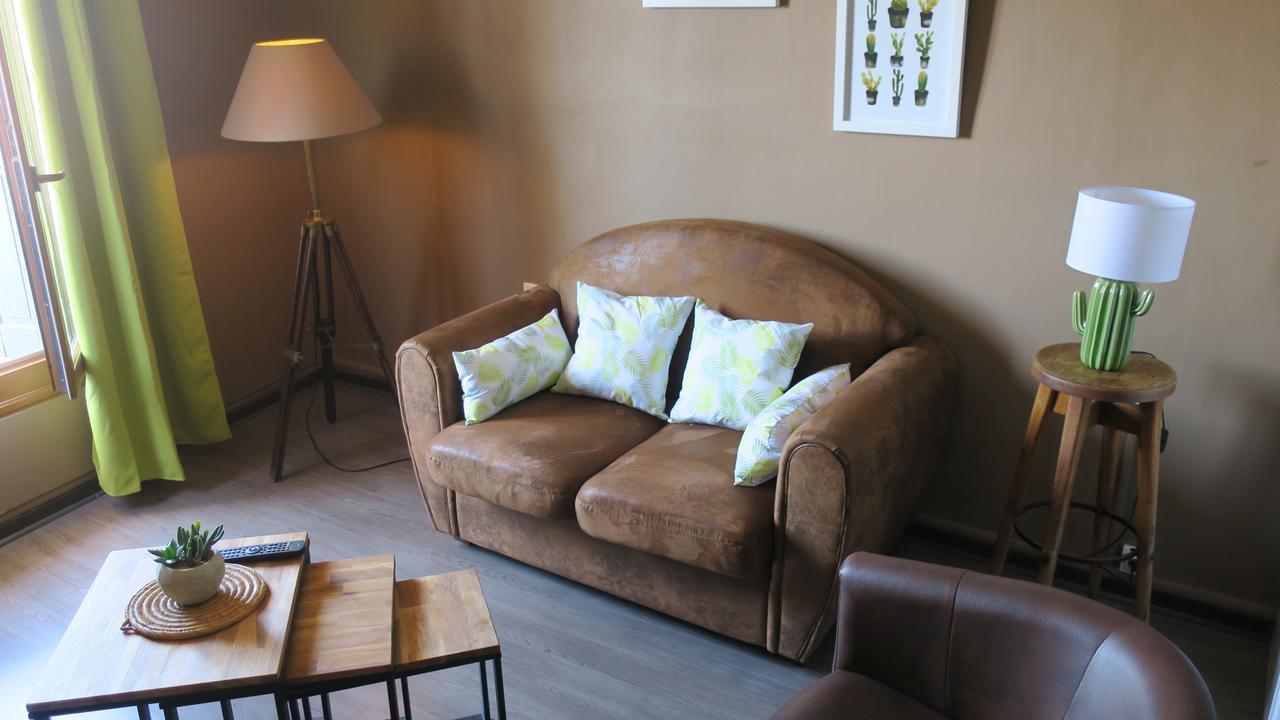 Aparthotel Au Remp'Arts Elne Exterior foto