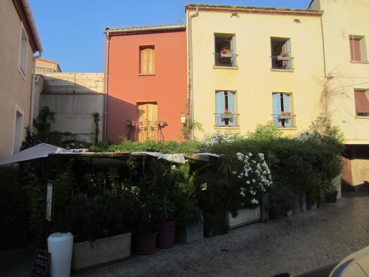 Aparthotel Au Remp'Arts Elne Exterior foto